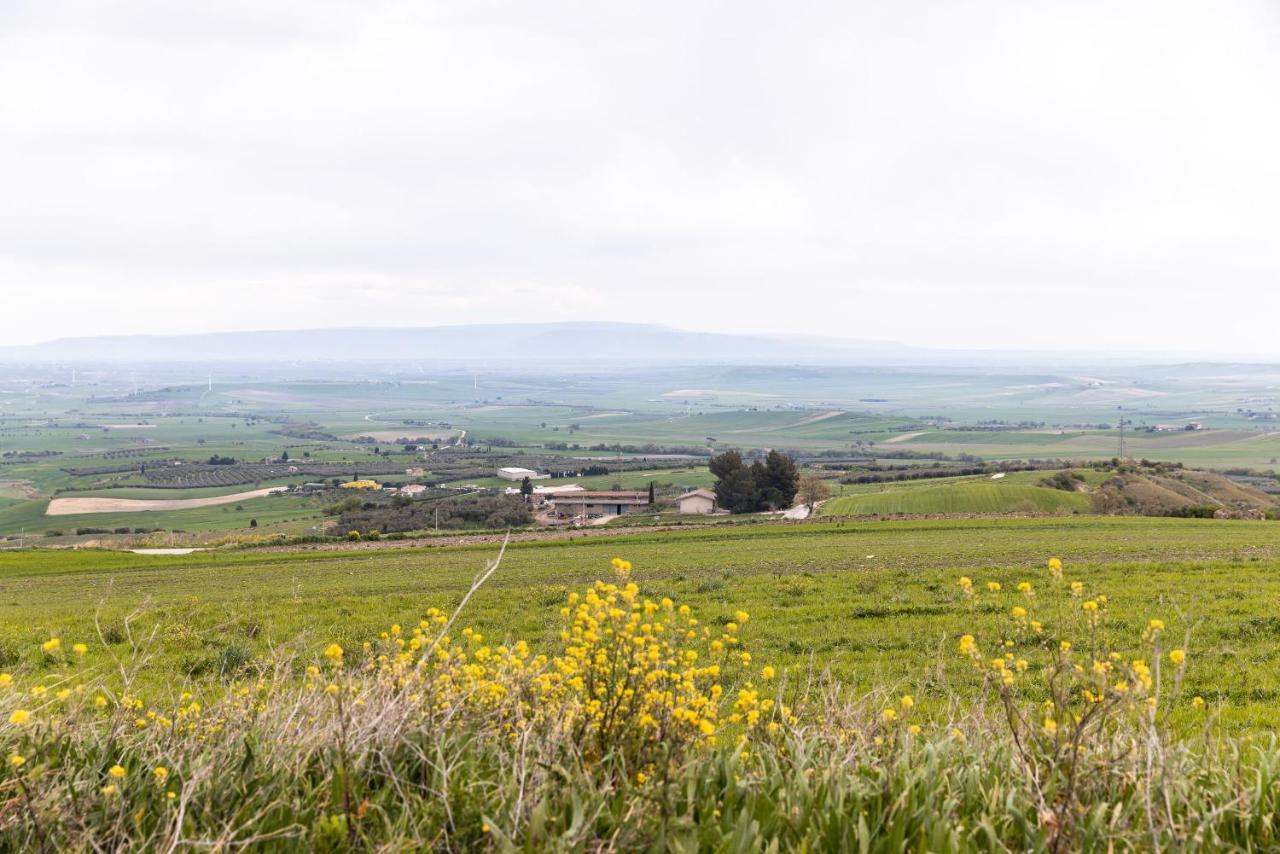 Agora' Castelnuovo della Daunia Exterior foto