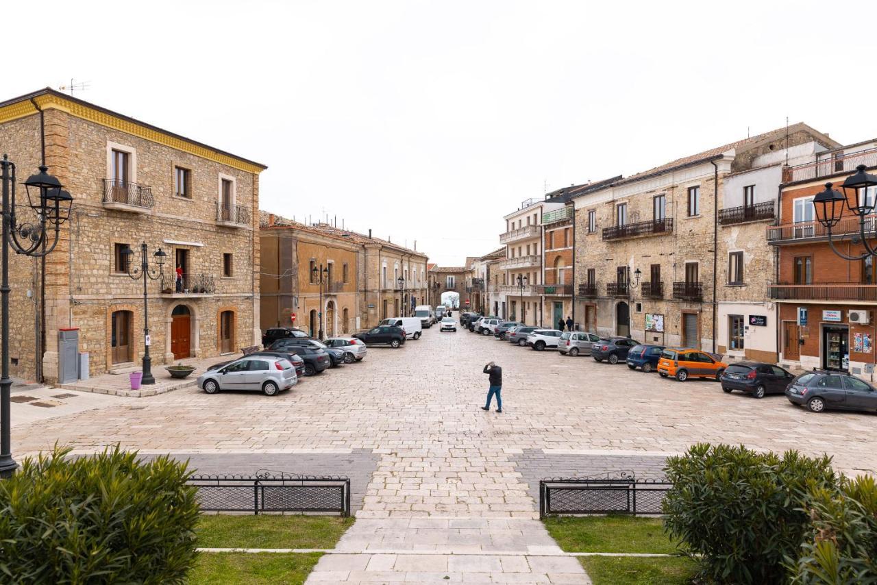 Agora' Castelnuovo della Daunia Exterior foto